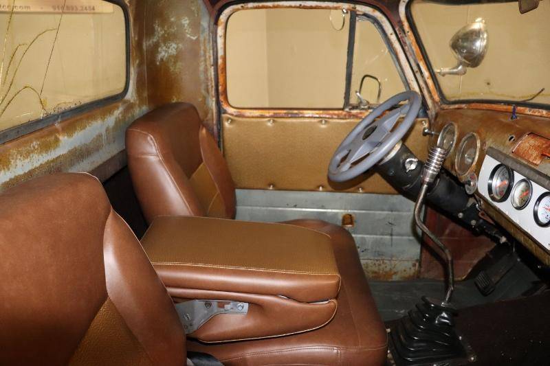 Chevrolet 3100 Patine v8 350 edelbrock 1951 prix tout compris