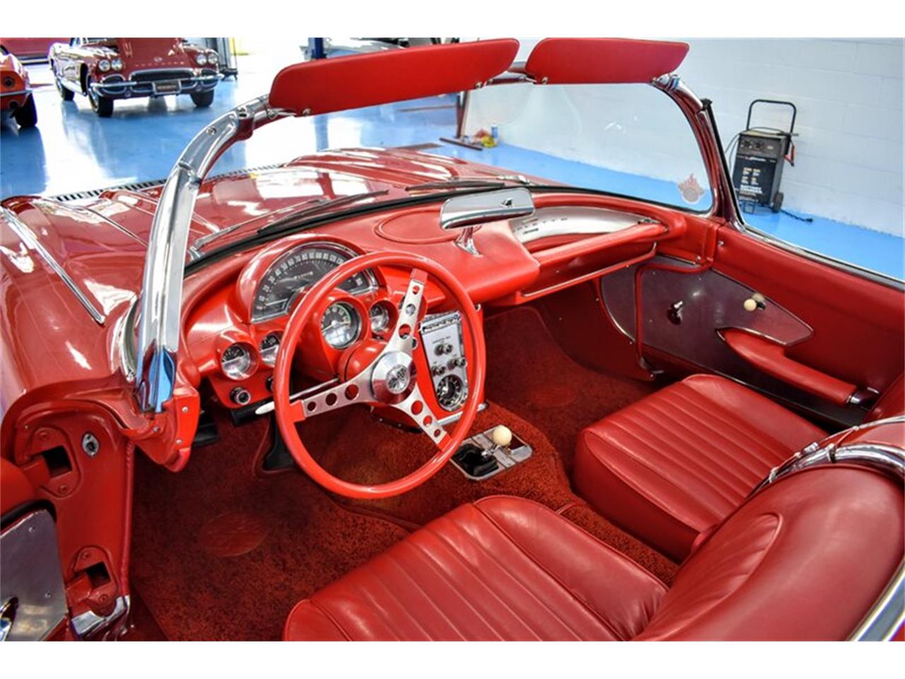 Chevrolet Corvette C1 roman red 1960 exceptionnelle prix tout compris