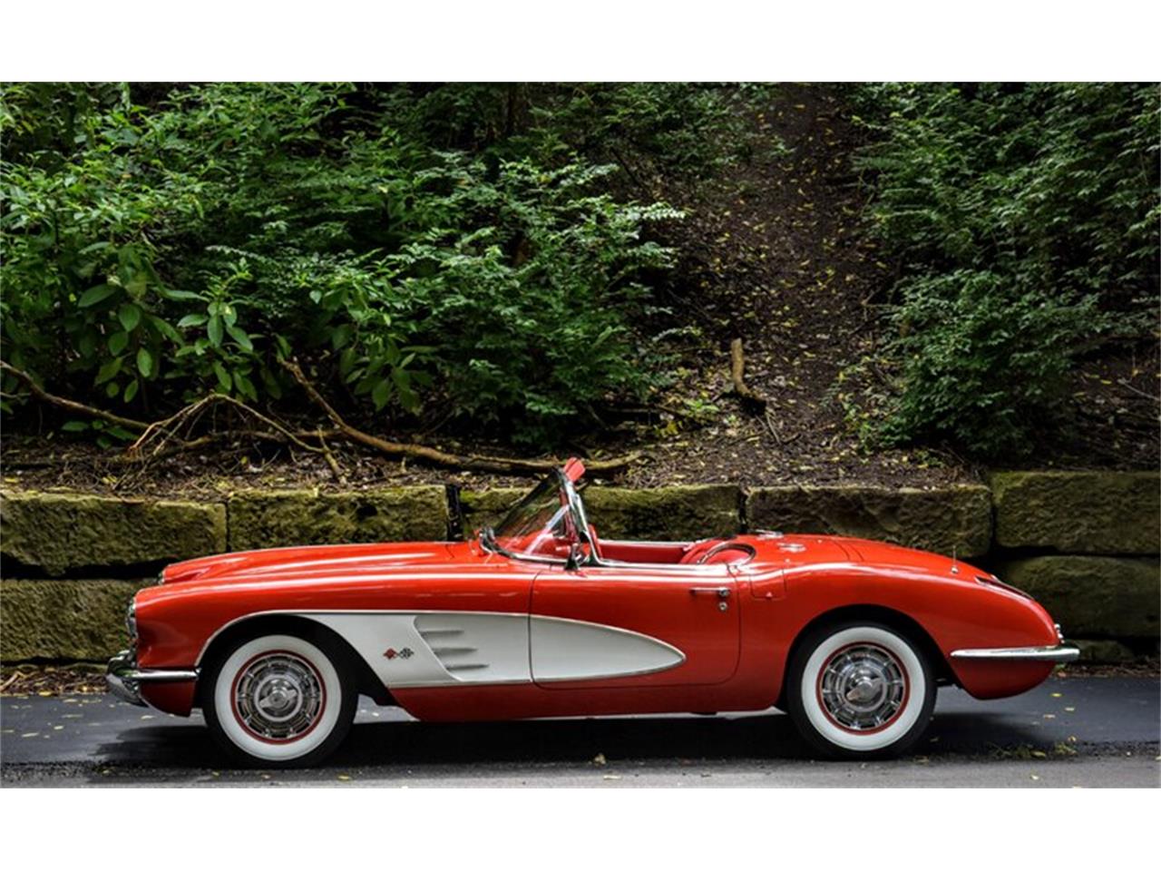 Chevrolet Corvette C1 roman red 1960 exceptionnelle prix tout compris