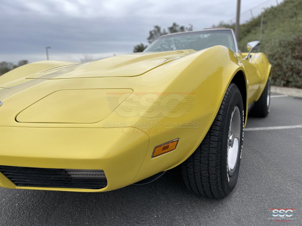 chevrolet corvette 350 cid v-8 1974 prix tout compris