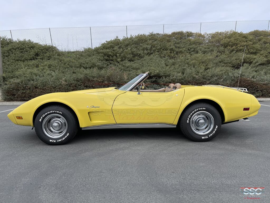 chevrolet corvette 350 cid v-8 1974 prix tout compris