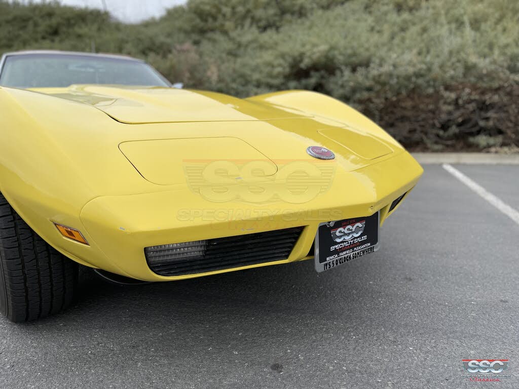 chevrolet corvette 350 cid v-8 1974 prix tout compris