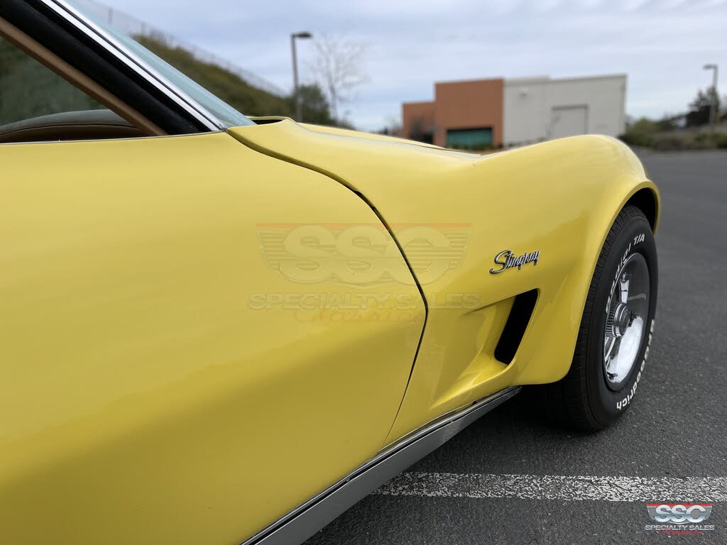 chevrolet corvette 350 cid v-8 1974 prix tout compris