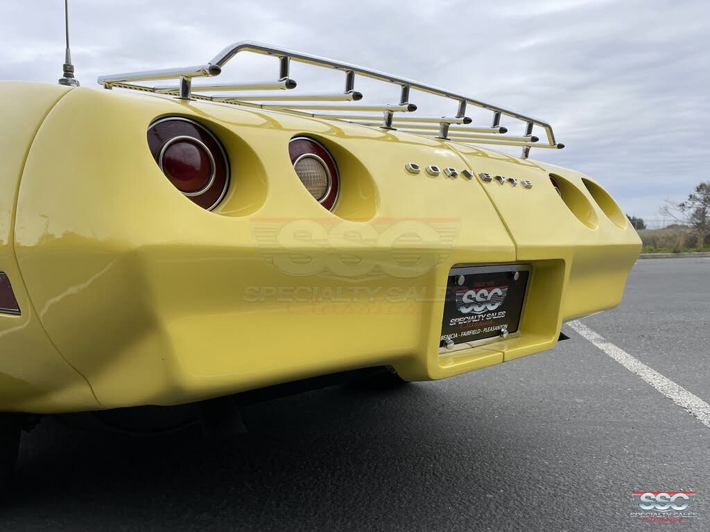 chevrolet corvette 350 cid v-8 1974 prix tout compris