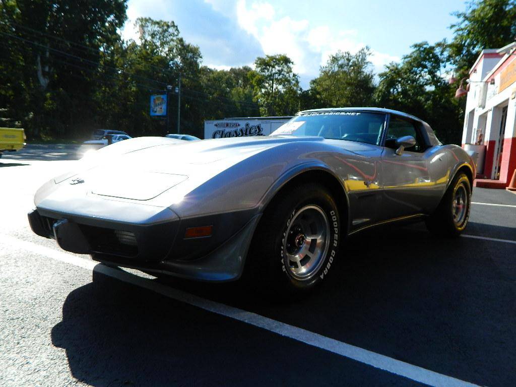 Chevrolet Corvette 25e anniversaire v8 1978 prix tout compris