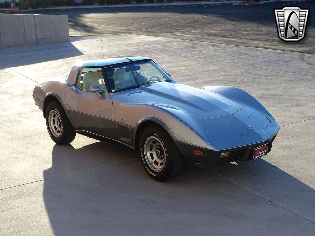 Chevrolet Corvette 25th anniversary 350 v8 1978 prix tout compris