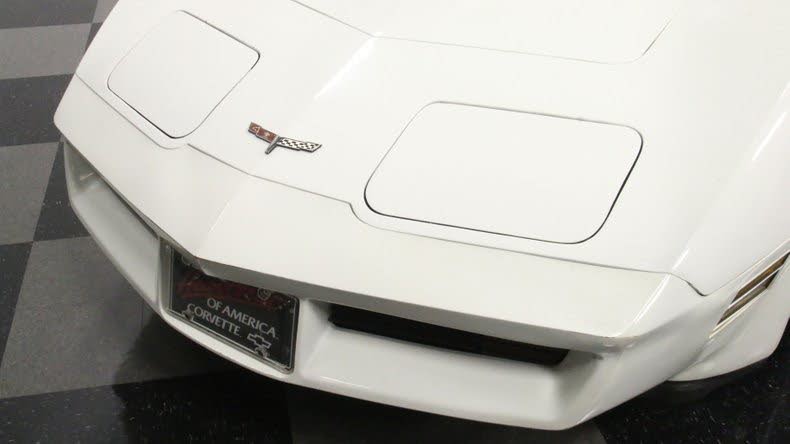 chevrolet corvette V8 l82 1980 prix tout compris