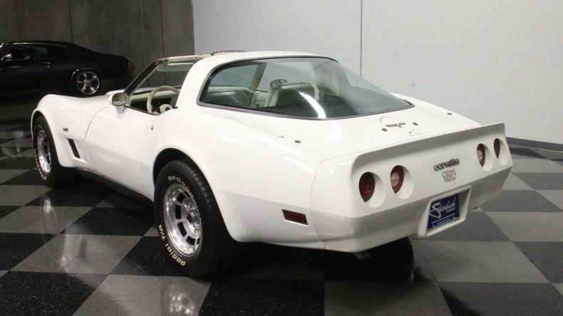 chevrolet corvette V8 l82 1980 prix tout compris