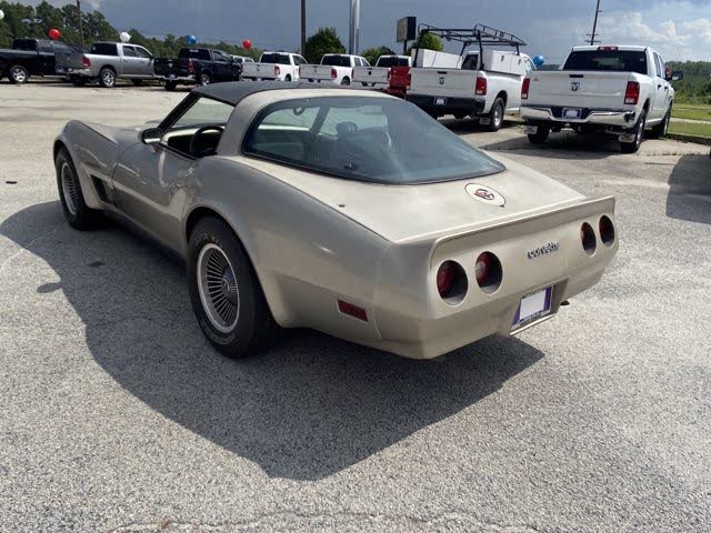 chevrolet corvette Collector edition coupe 1982 prix tout compris