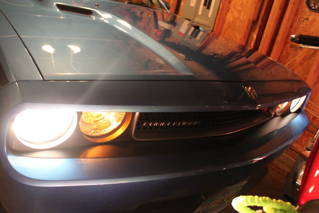 dodge challenger 1ere main r/t  v8 2009 prix tout compris hors homologation 4500€