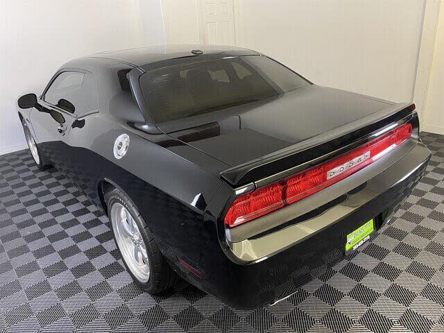 dodge challenger R/t classic 2010 prix tout compris hors homologation 4500€