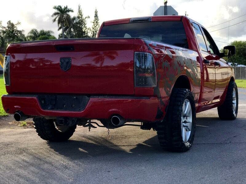 dodge ram Hemi v8 5.7l st quad cab 2012 prix tout compris hors homologation 4500€