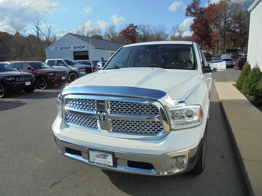 dodge ram Boite 8 suspension laramie crew cab 4wd 2013 prix tout compris hors homologation 4500€