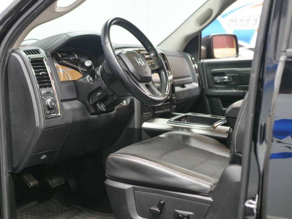 DODGE RAM Boite8 sport quad cab 4wd 2013 prix tout compris hors homologation 4500€