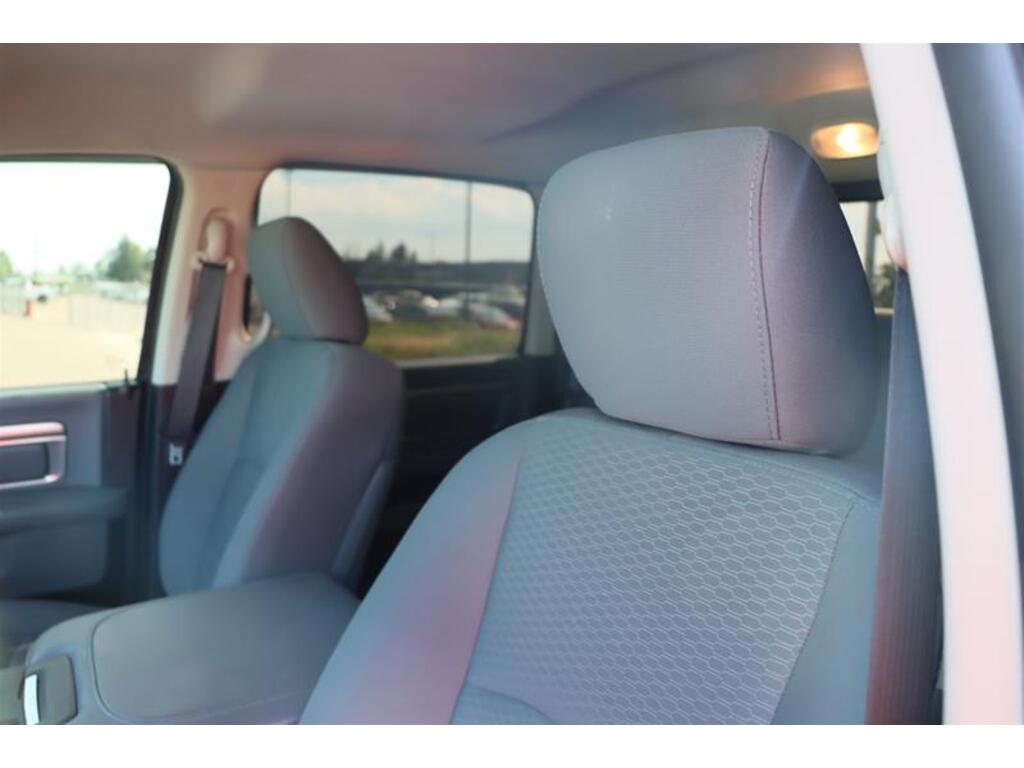 DODGE RAM Hémi boite8 crew cab slt 2016 prix tout compris hors homologation 4500€