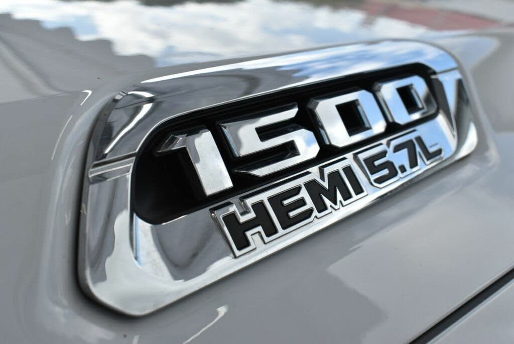 DODGE RAM V8 hemi laramie quad cab 2020 prix tout compris hors homologation 4500€