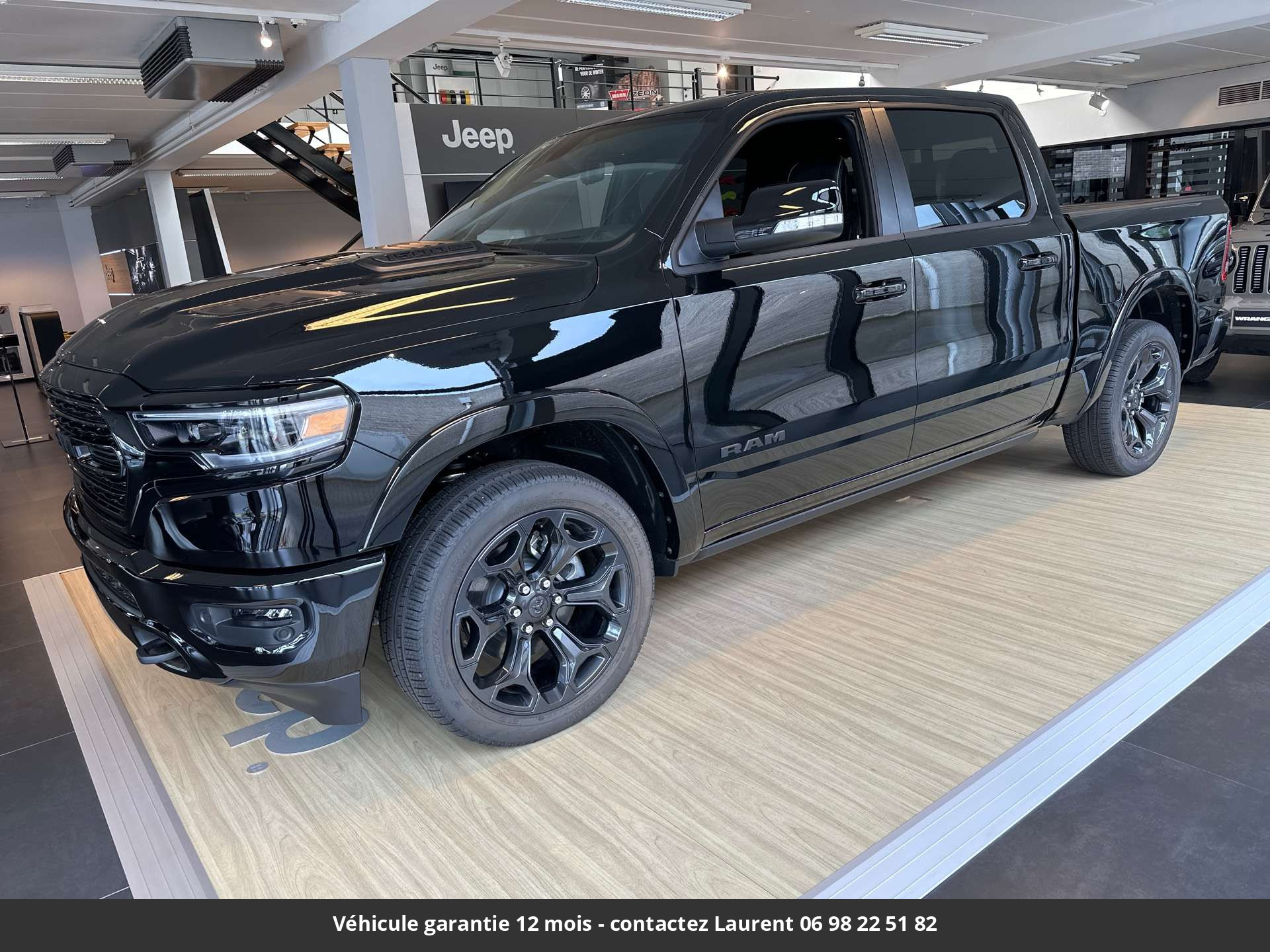 Dodge  RAM Disponible 85 400ht 4 places 1500 limited - night