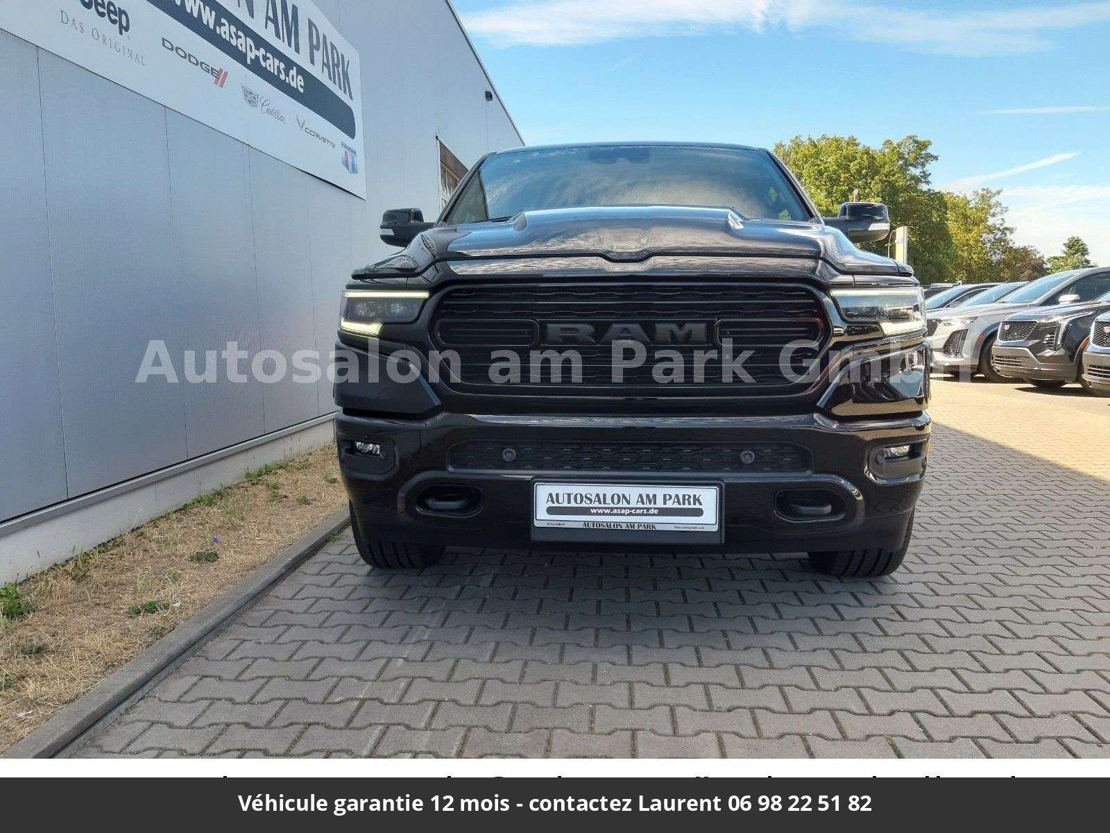 Dodge  RAM Disponible 93 500ht  4 places crew cab limited night gpl