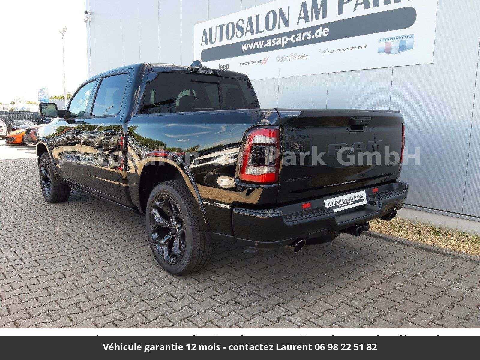 Dodge  RAM Disponible 93 500ht  4 places crew cab limited night gpl