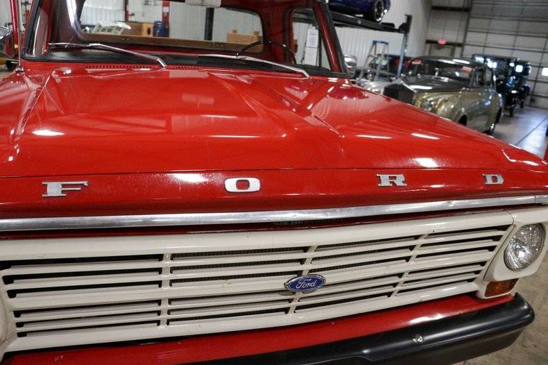 Ford F100 352 v8 4x4 1967 prix tout compris