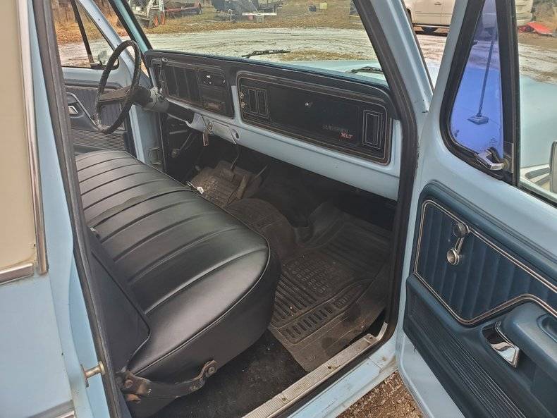 Ford F150 V8 460 1977 prix tout compris