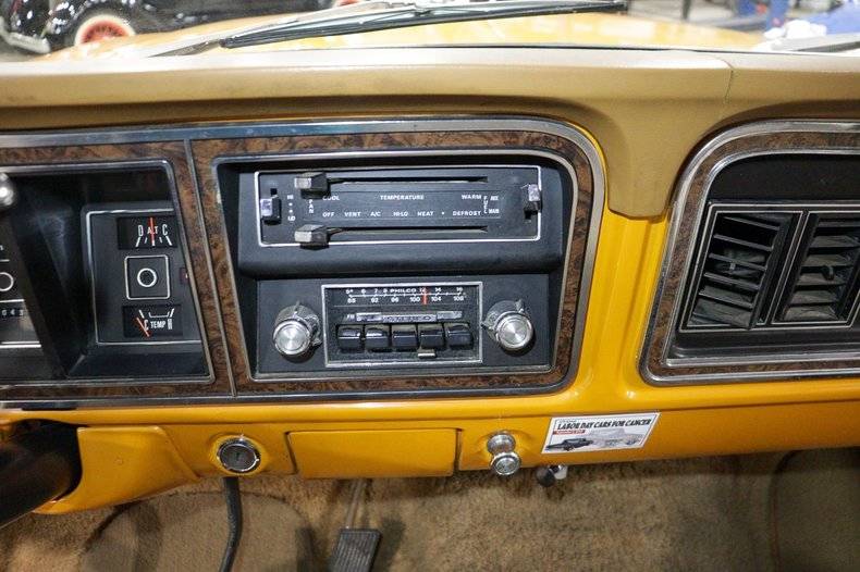 Ford F250 460 v8 1976 prix tout compris