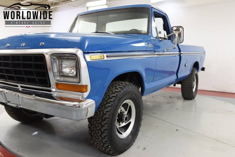 Ford F250 Highboy 44 v8 1978prix tout compris