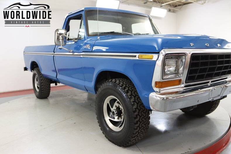 Ford F250 Highboy 44 v8 1978prix tout compris