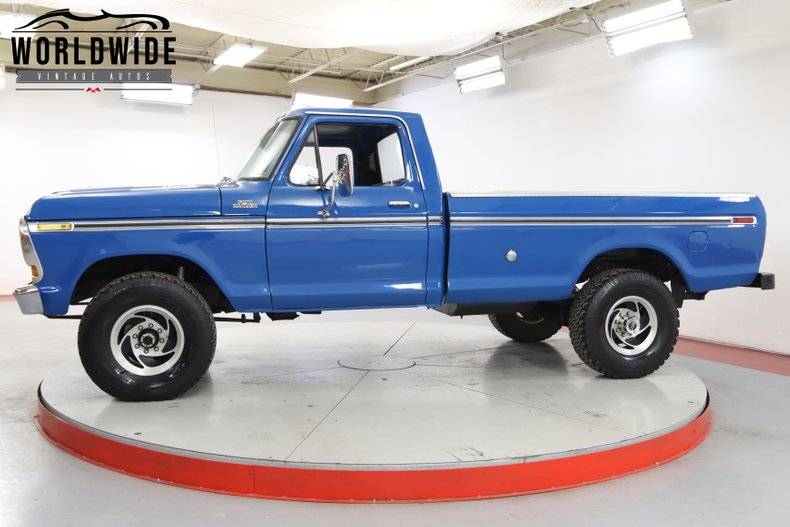 Ford F250 Highboy 44 v8 1978prix tout compris