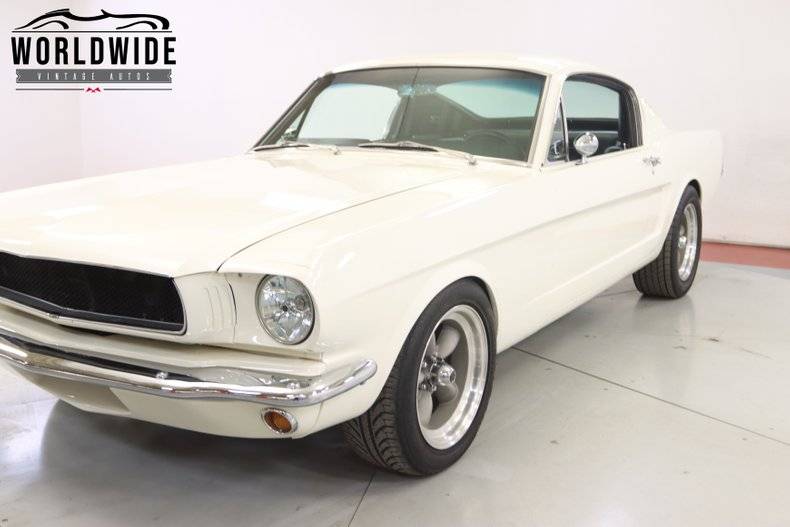 Ford Mustang 306 ci 1965 v8 prix tout compris