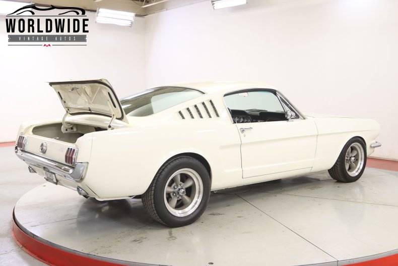 Ford Mustang 306 ci 1965 v8 prix tout compris