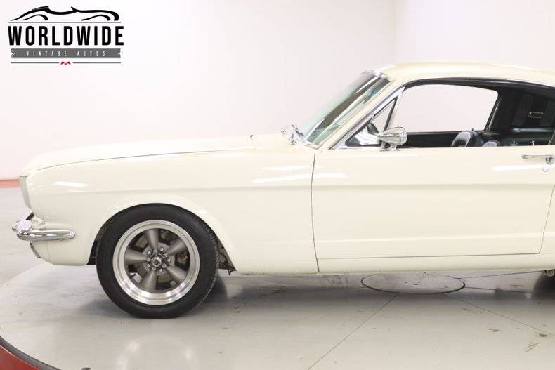 Ford Mustang 306 ci 1965 v8 prix tout compris