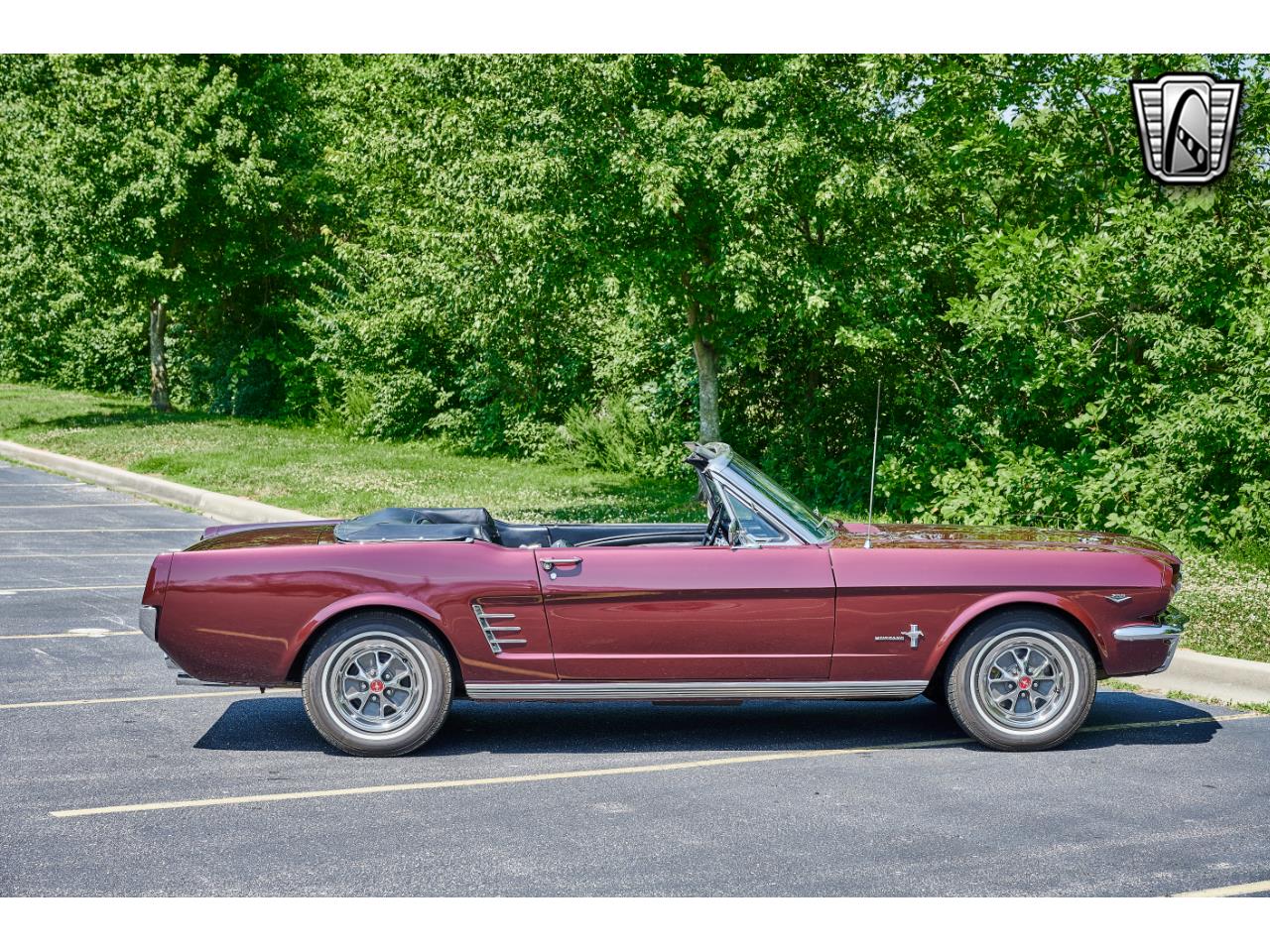 Ford Mustang Cabriolet 1966 v8 code c prix tout compris