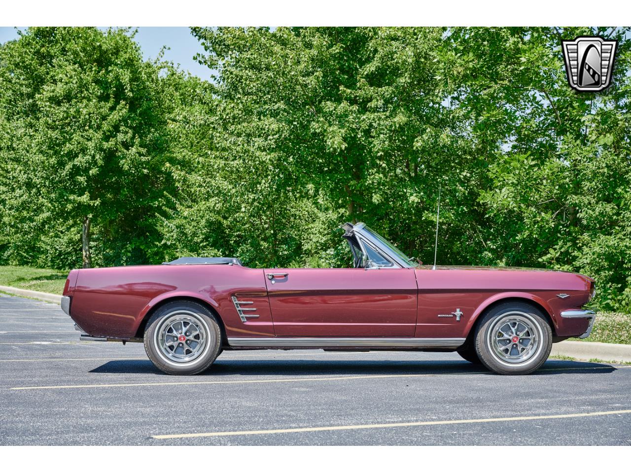 Ford Mustang Cabriolet 1966 v8 code c prix tout compris