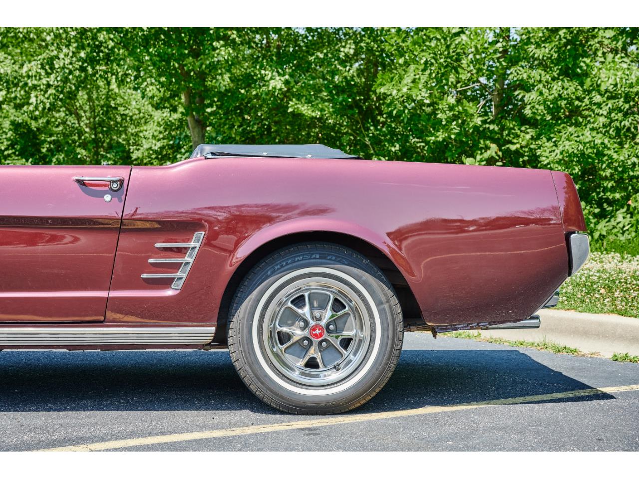 Ford Mustang Cabriolet 1966 v8 code c prix tout compris