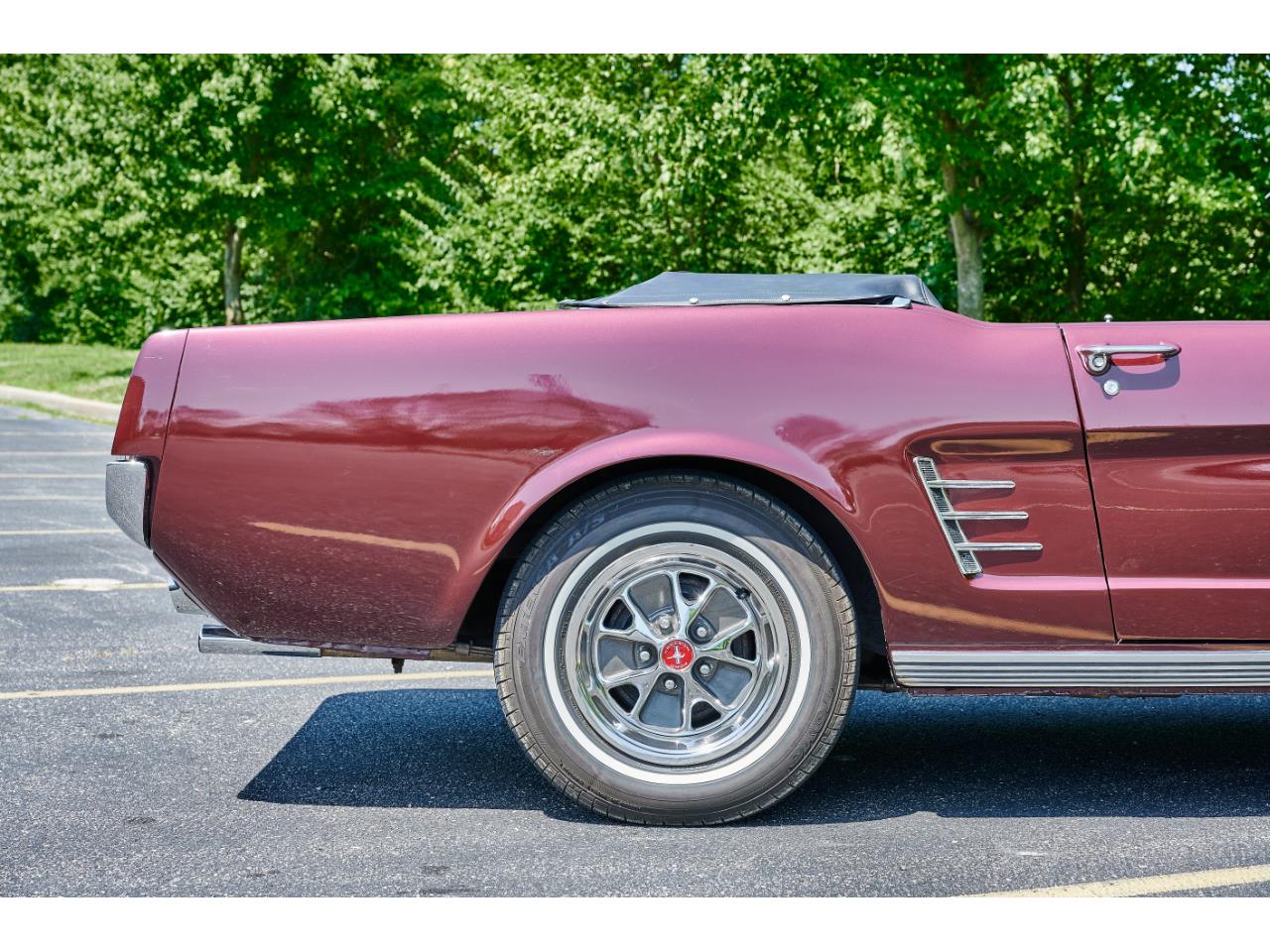 Ford Mustang Cabriolet 1966 v8 code c prix tout compris