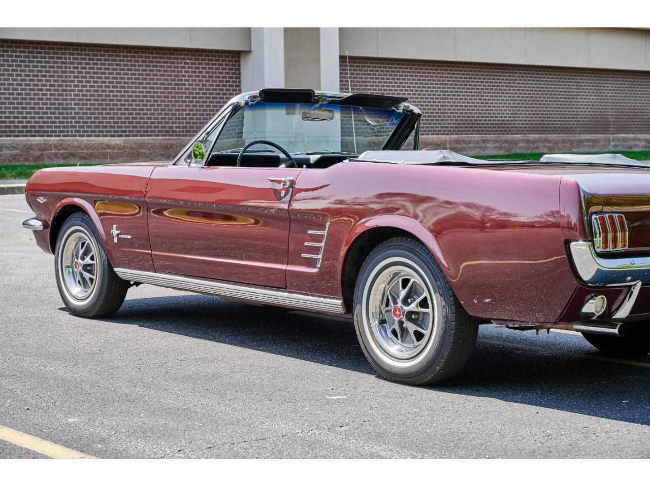 Ford Mustang Cabriolet 1966 v8 code c prix tout compris