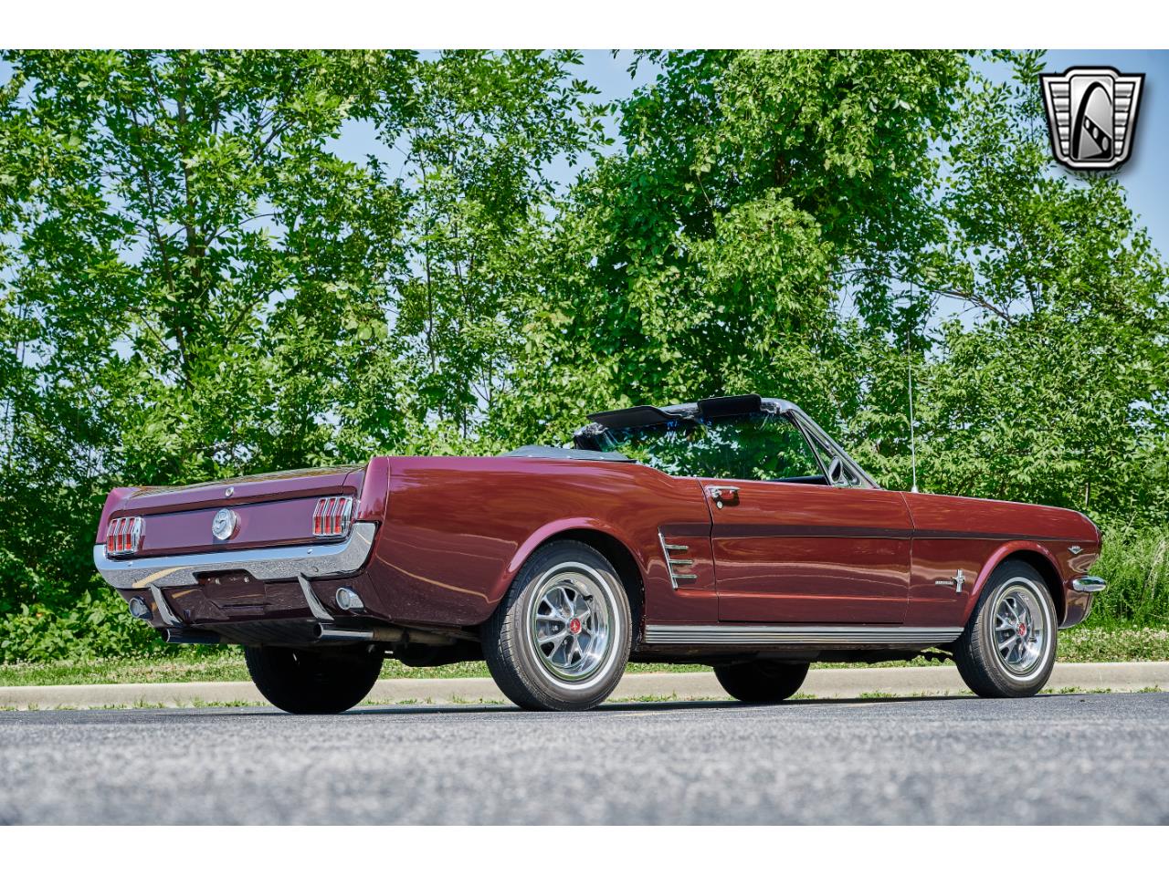 Ford Mustang Cabriolet 1966 v8 code c prix tout compris