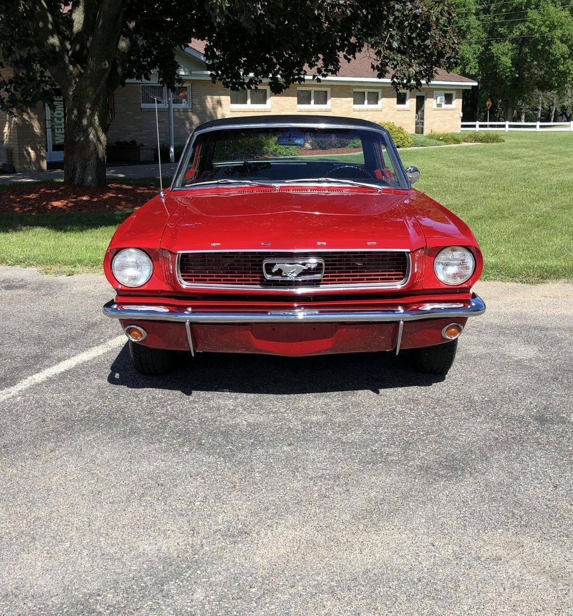 Ford Mustang V8 289 1966 prix tout compris