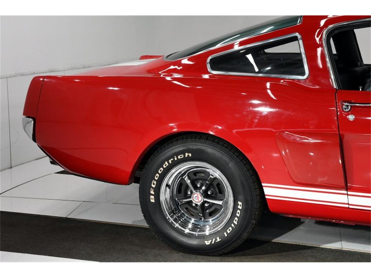 Ford Mustang Shely 350 v8 302 1966 prix tout compris