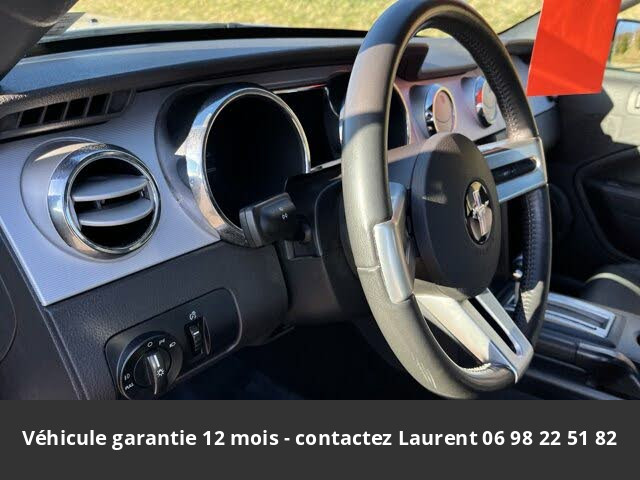 Ford Mustang V8 de 4,6 l de 300 ch prix tout compris hors homologation 4500 €