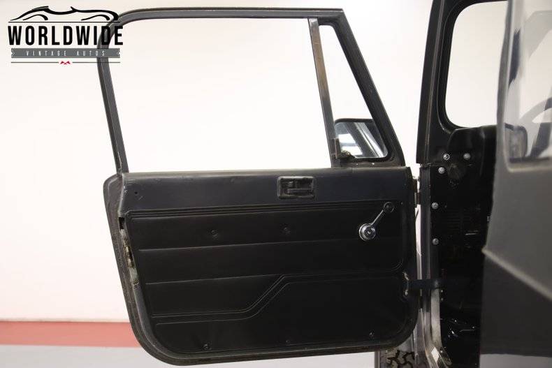 Jeep CJ7 1985 prix tout compris