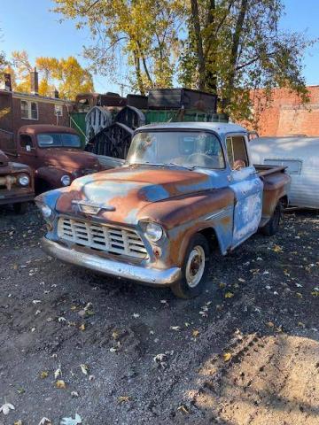 1955 Chevrolet 3100 half ton short bed 1955 A restaurer Prix tout compris