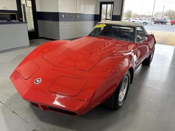 1973 Chevrolet Corvette L82 Stingray 250Ch 1973 Tout compris hors homologation 4500e