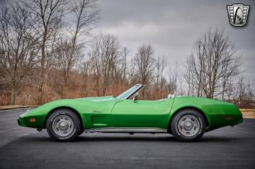 1975 Chevrolet Corvette 44000 Mile Garantie V8 1975 Prix tout compris