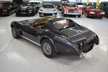 1975 Chevrolet Corvette V8 1975 Tout compris  