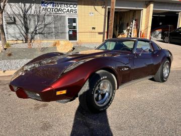 1975 Chevrolet Corvette Stingrey L48 V8 1975 Tout compris  