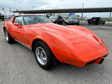 1976 Chevrolet Corvette V8 1976 Tout compris 