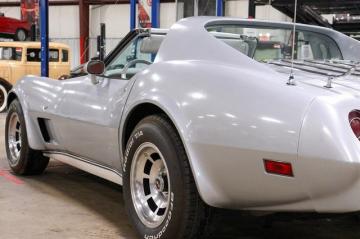 1977 Chevrolet Corvette V8 350 1977 Tout compris 