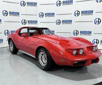 1977 Chevrolet Corvette Stingray 327CI L48 V8 1977 Tout compris  